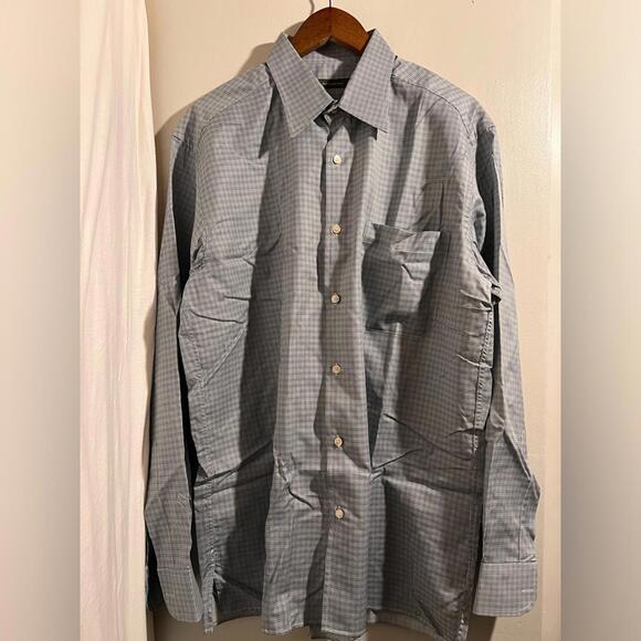 Ermenegildo ZegnaSize: LOlive green checkered button down long sleeve NWOT